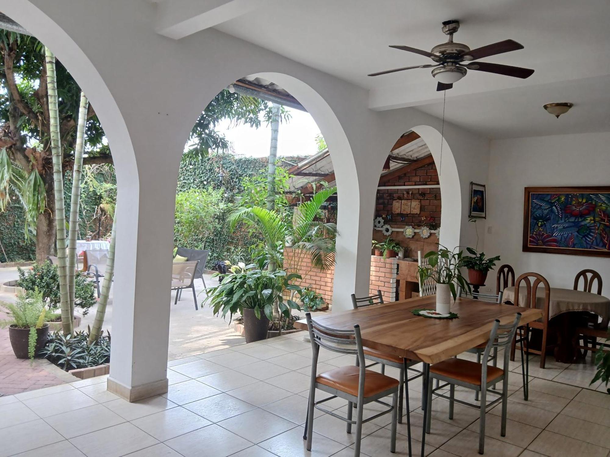 Alojamiento Familiar Custodia Tarapoto Luaran gambar