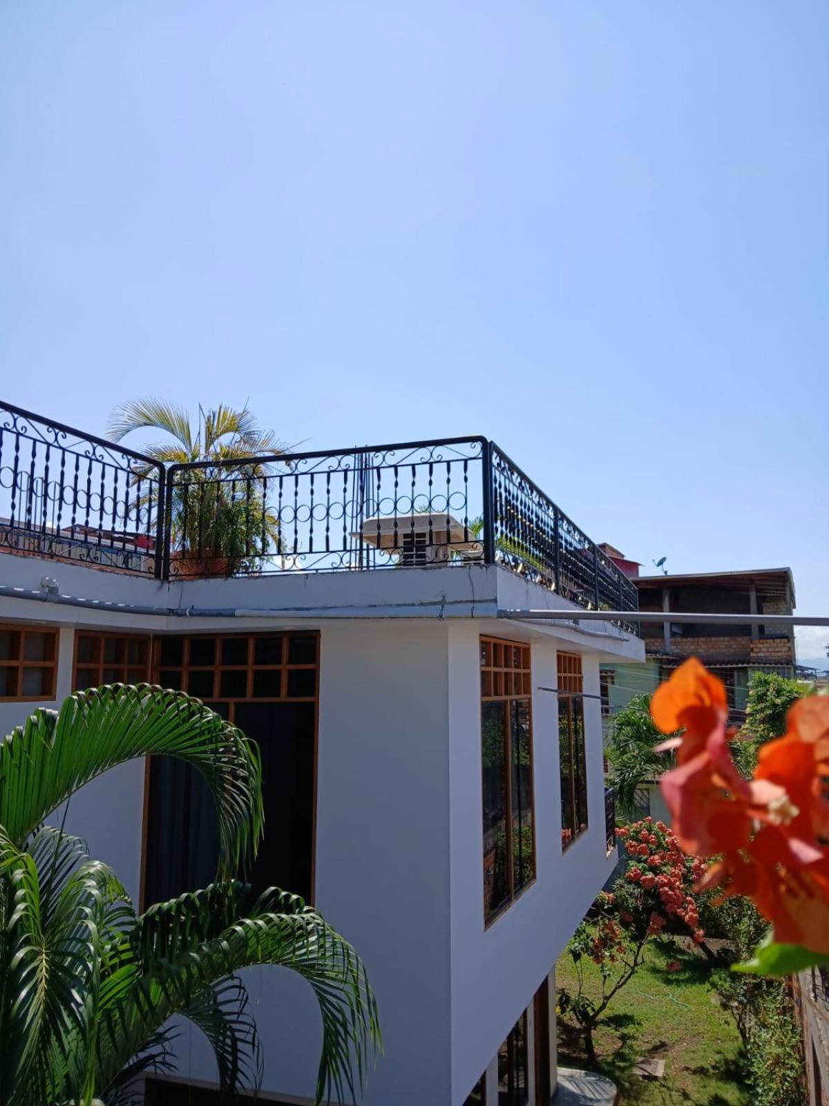 Alojamiento Familiar Custodia Tarapoto Luaran gambar